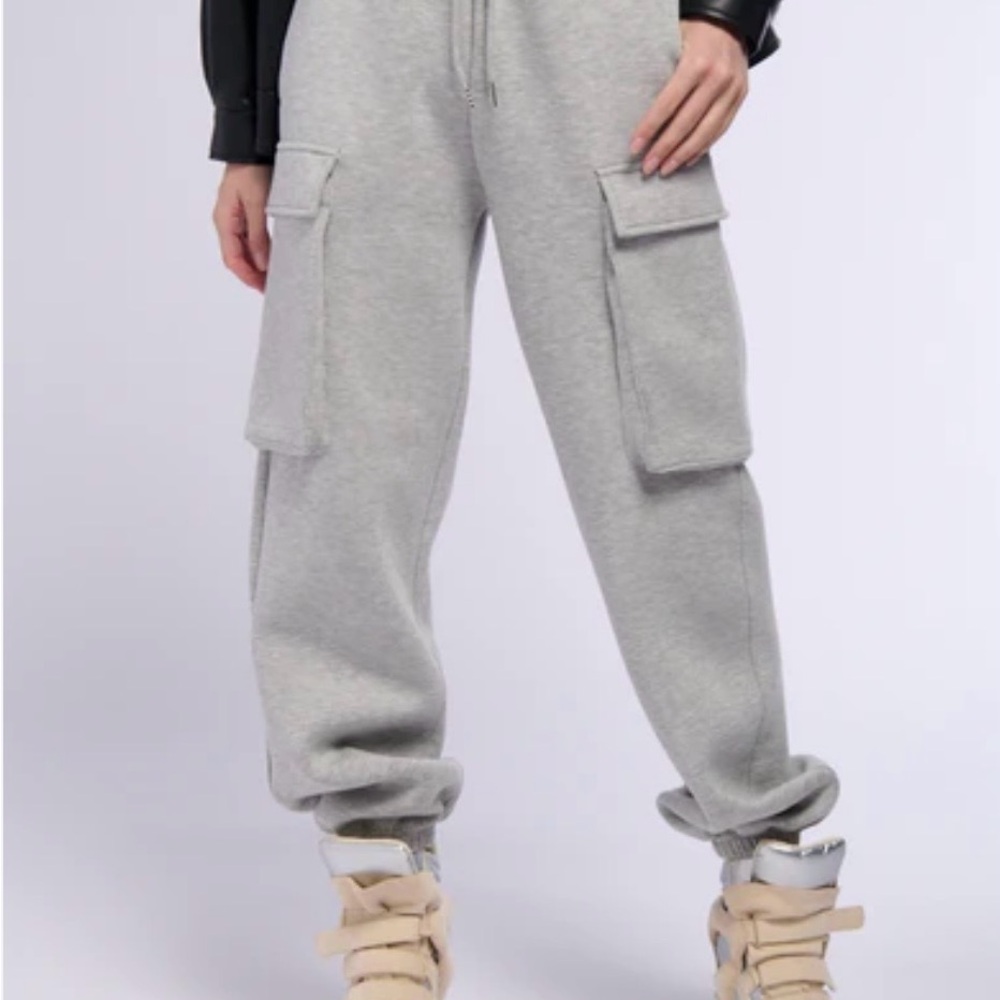 Paxton (AKIRA) Gray Cargo Joggers (Size M) - Picture 1 of 6